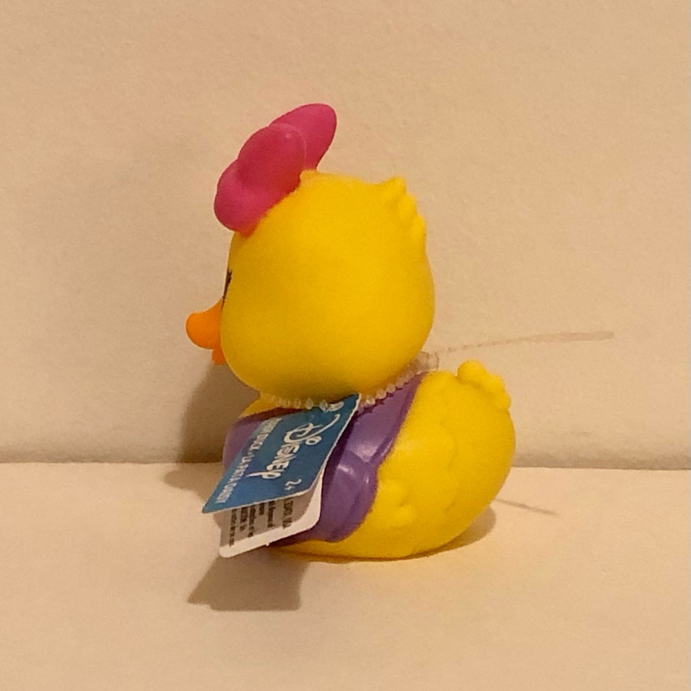 Disney Daisy Rubber Ducky small - Picture 3 of 3